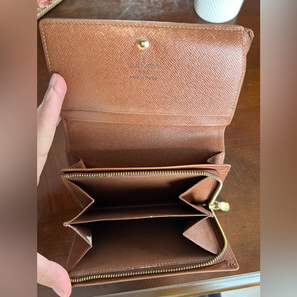 Authentic Louis Vuitton Monogram Wallet - Picture 3 of 17